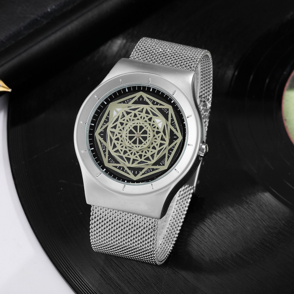 ساعات الرجال Fasion القرص الدو - مراجعة Stainless Mesh Band وسعره